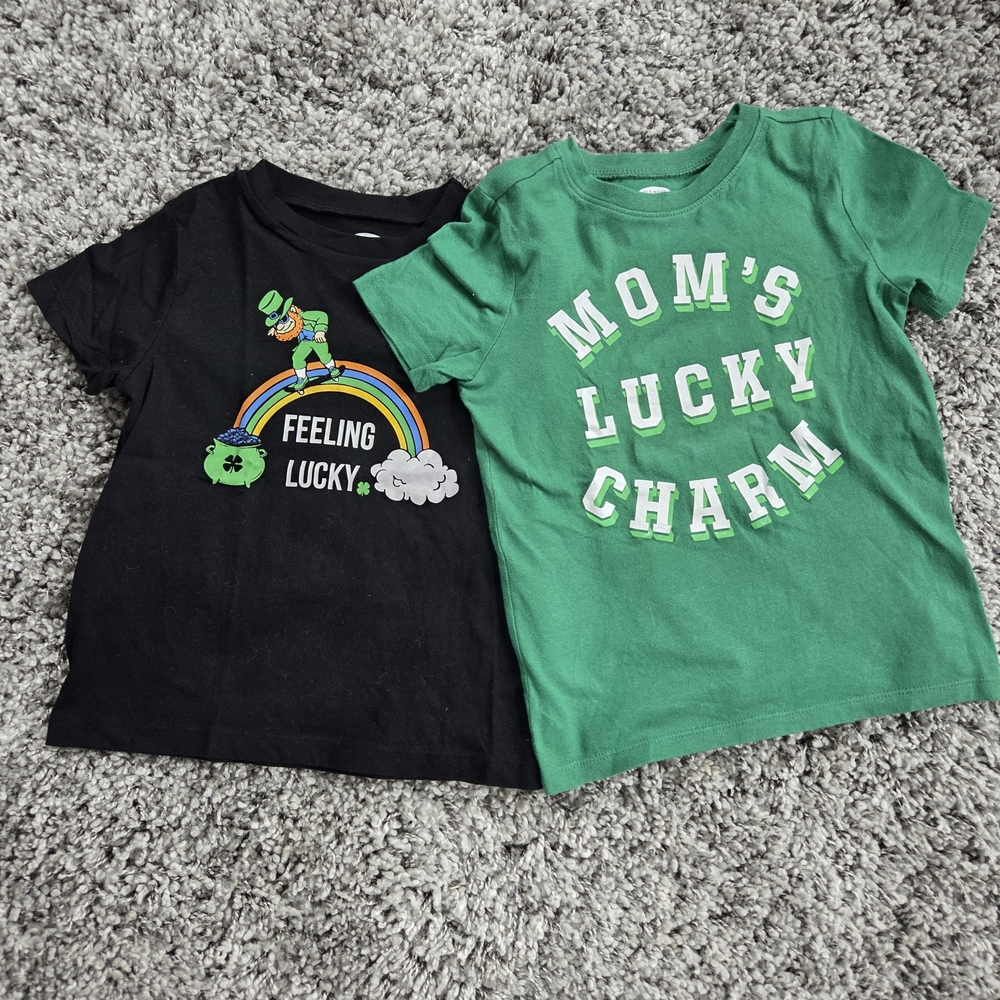 Mom's Lucky Charm/Feeling Lucky T-Shirts - Old Navy St. Patricks Day Sz 5 Kids